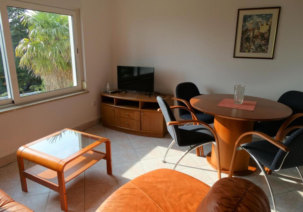 Apartman Crikvenica 30214 - Zulich エクステリア 写真